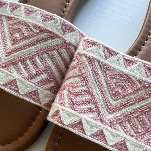 Pink Sandals - Picture 4 of 4